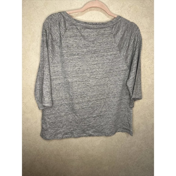 Women's CHASER Gray Blouse NWT Sz M - Picture 3 of 3